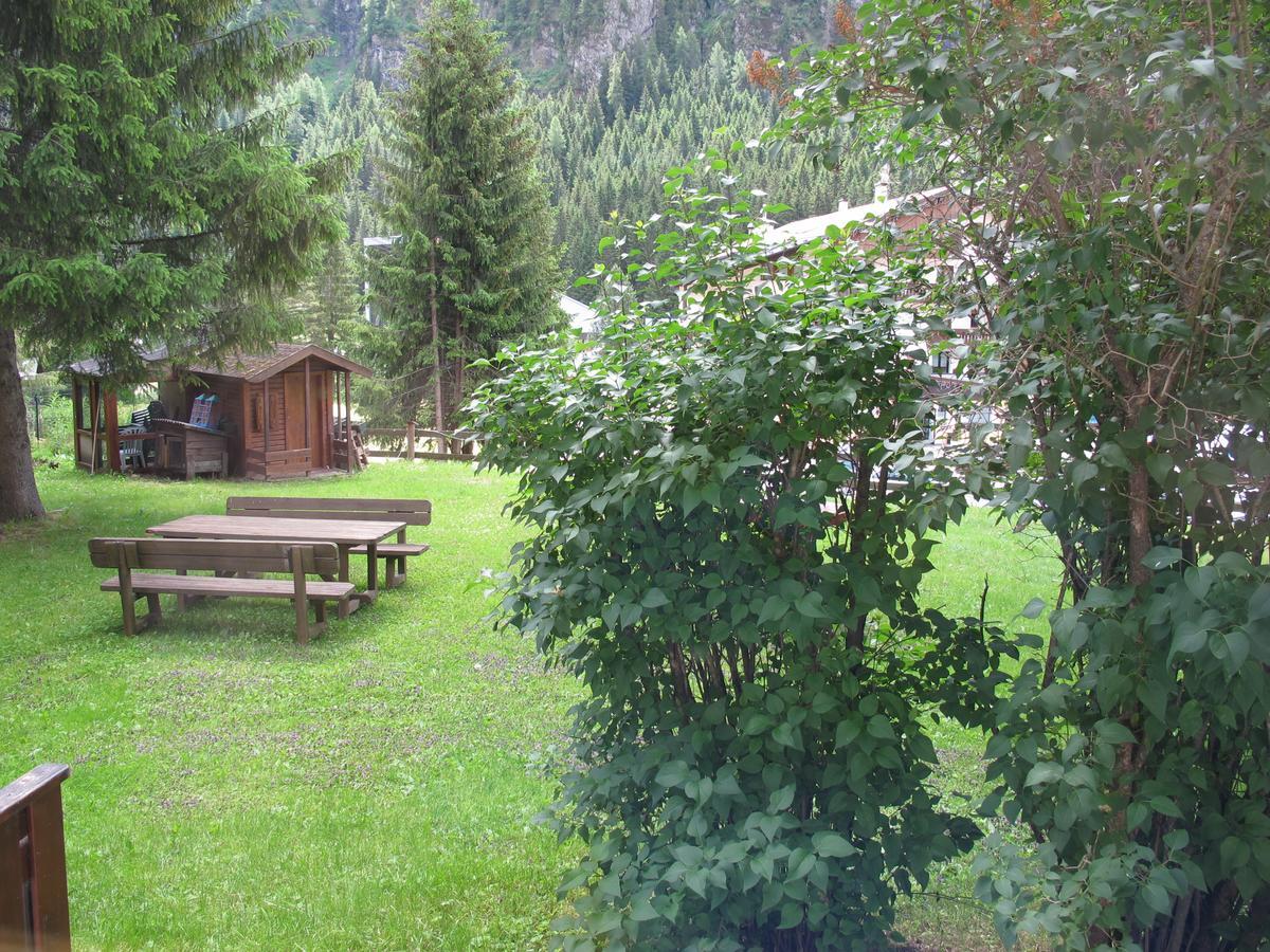Appartamenti Col Rodella Campitello di Fassa Esterno foto